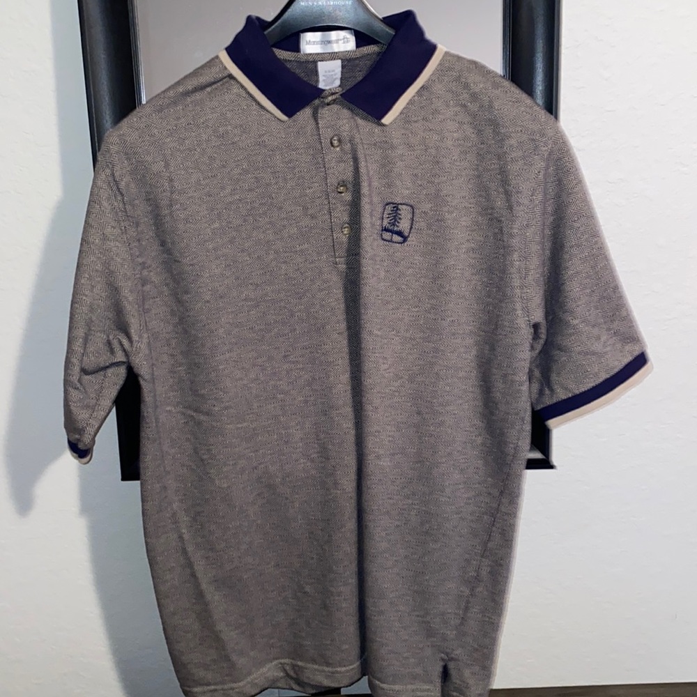 Polo style Golf shirt by Munsingwear